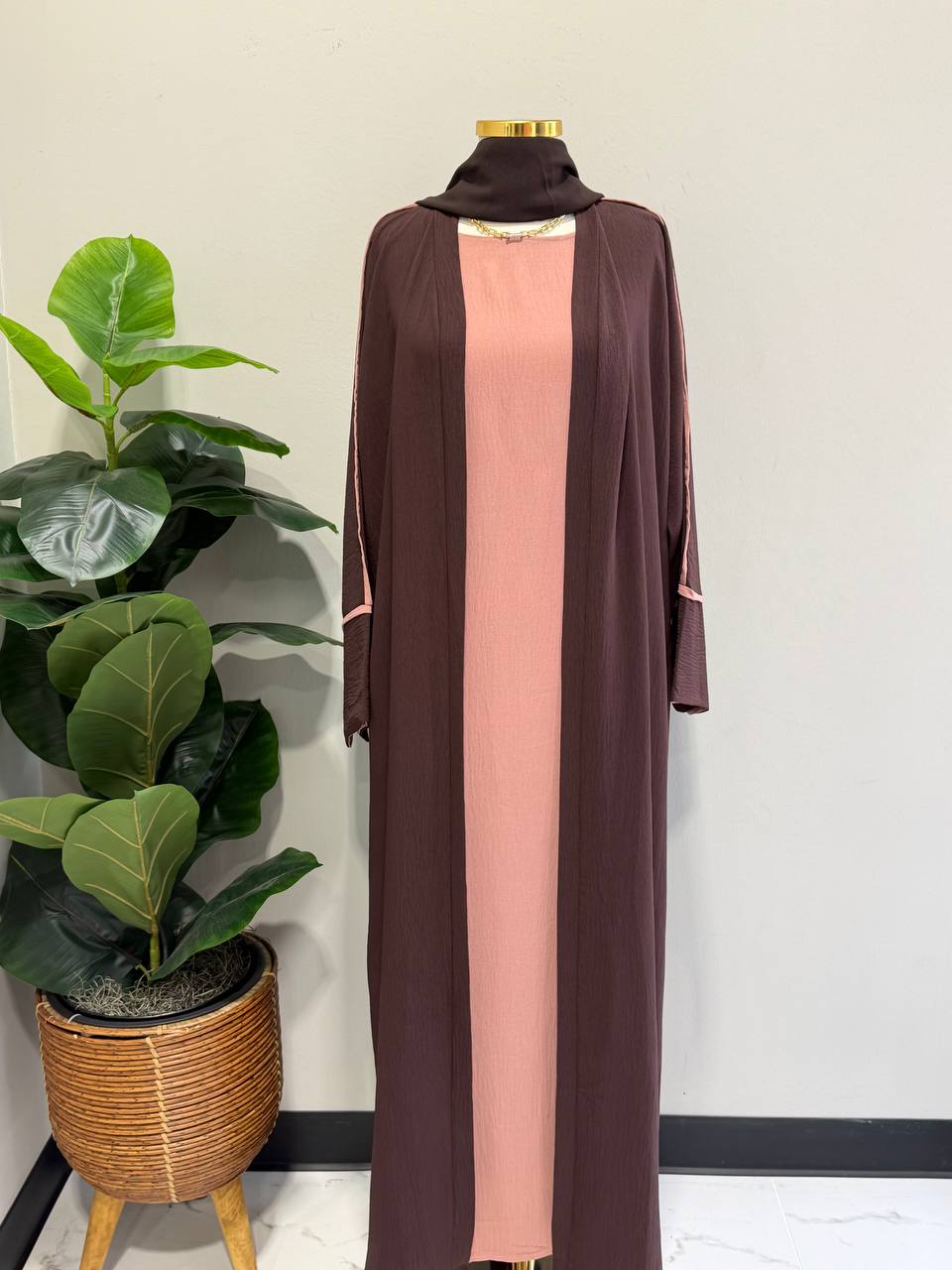 Classic Modesty 3-Piece Dubai Abaya Set