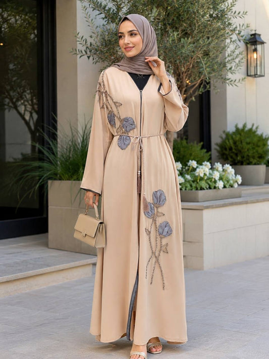 Blossom Grace Emirati Abaya