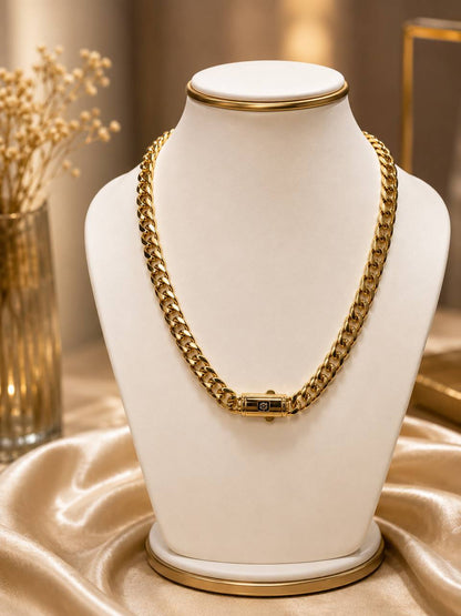 Layan Chain Necklace