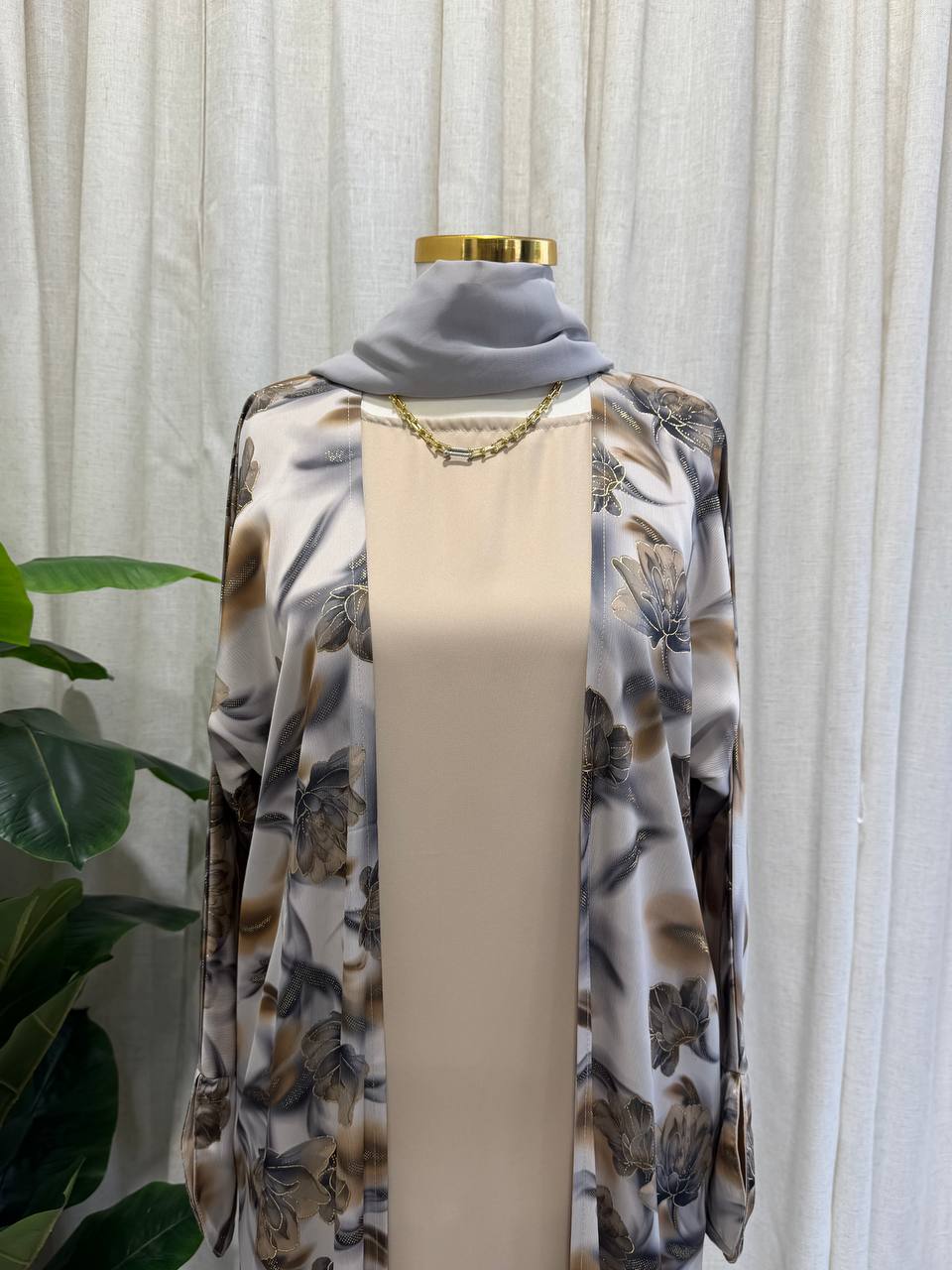 Wurood Floral Abaya