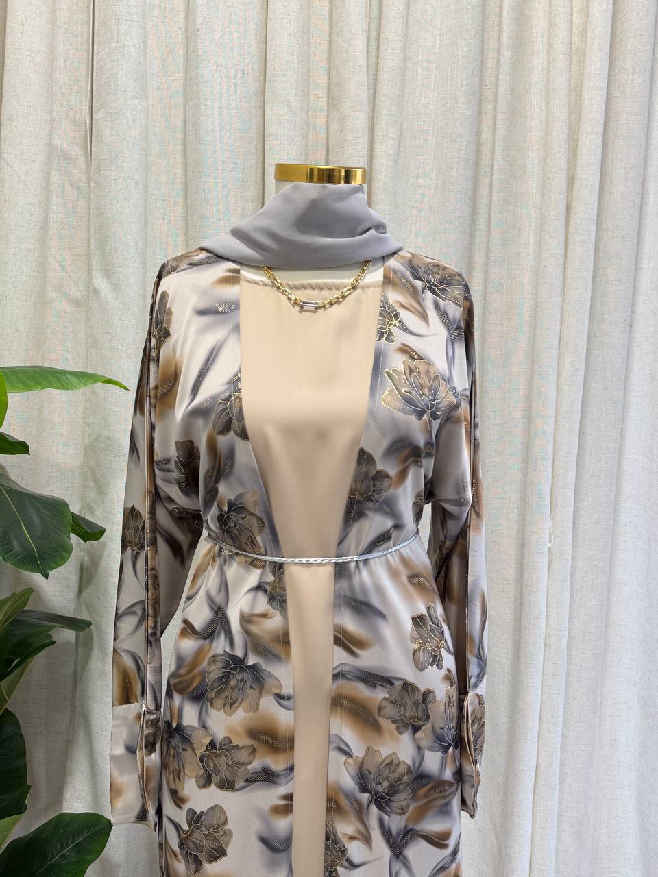 Wurood Floral Abaya