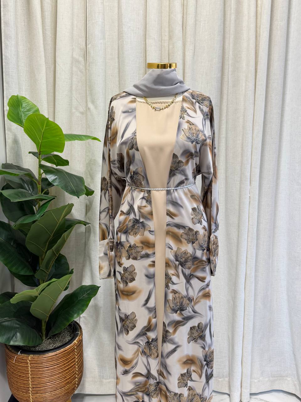 Wurood Floral Abaya