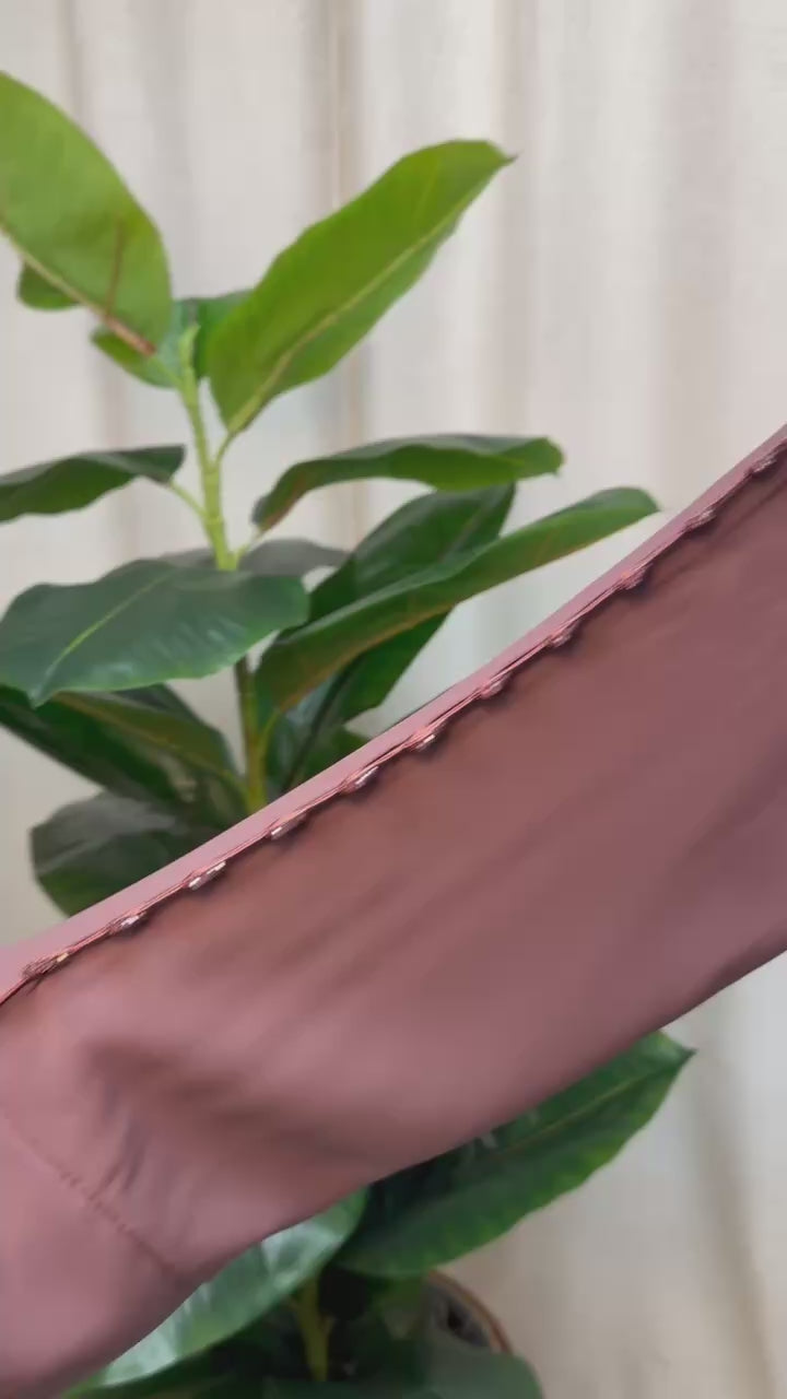 Lunara Thread Abaya