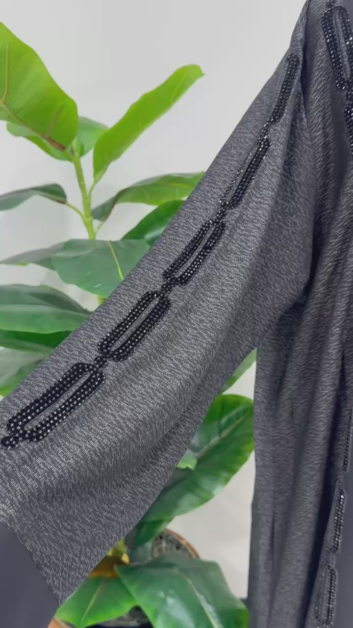 Noir Majesty Abaya